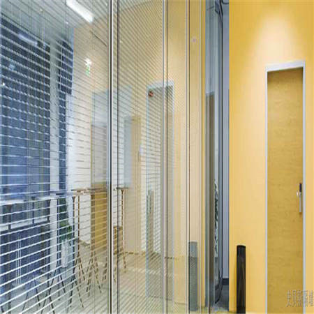 专业的浴室玻璃隔断生产厂商信息推荐