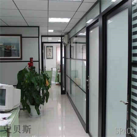 广州专业的玻璃隔断厂家定制型号齐全
