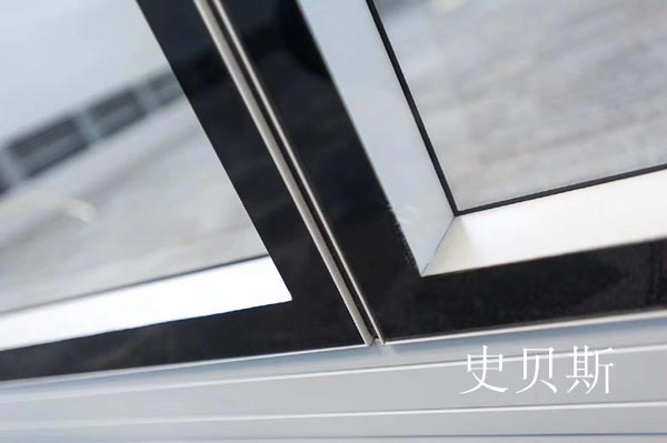 ​隐框玻璃隔断墙