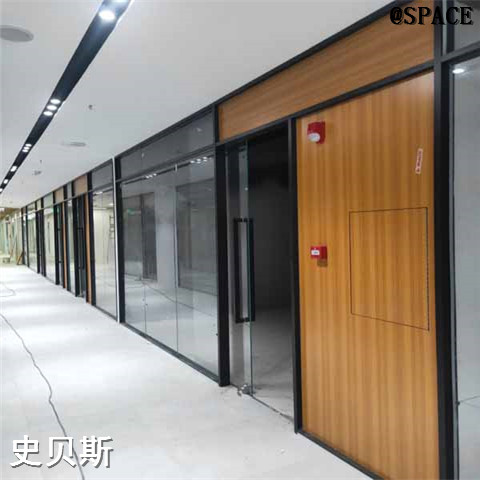 黑色隔断墙工艺